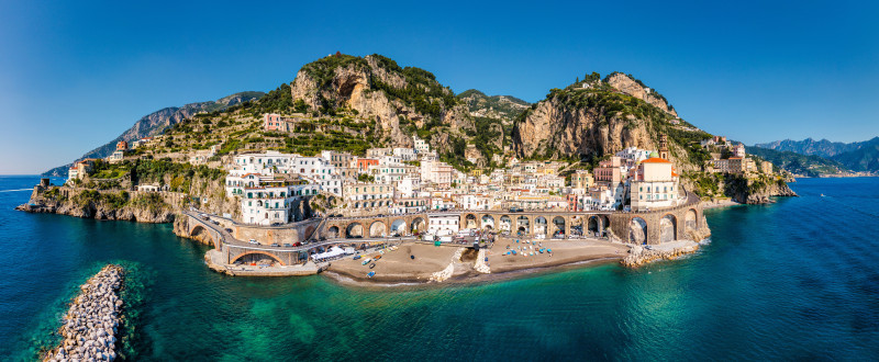 The Best Destinations for Luxury Car Travel This Summer